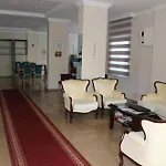 Adonis מרמריס