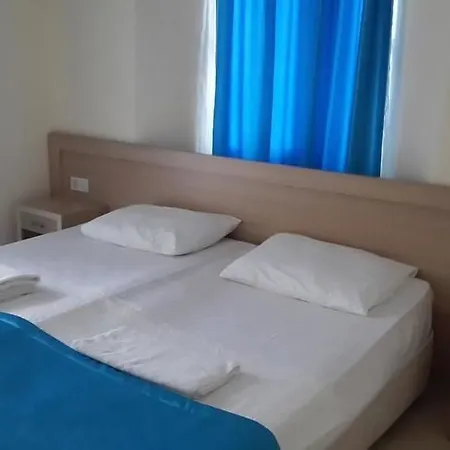 Hotel Adonis