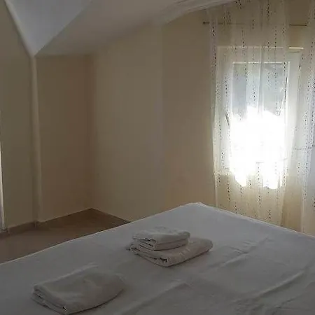 Hotel Adonis