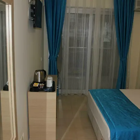 Adonis Hotel