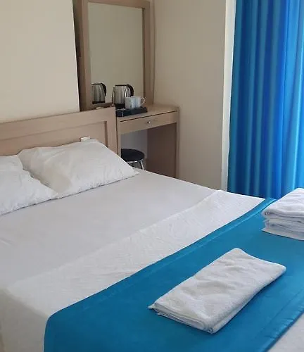 Hotel Adonis 3*