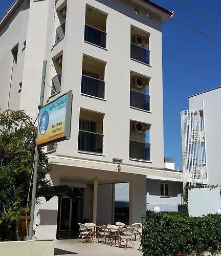 Adonis مرمريس